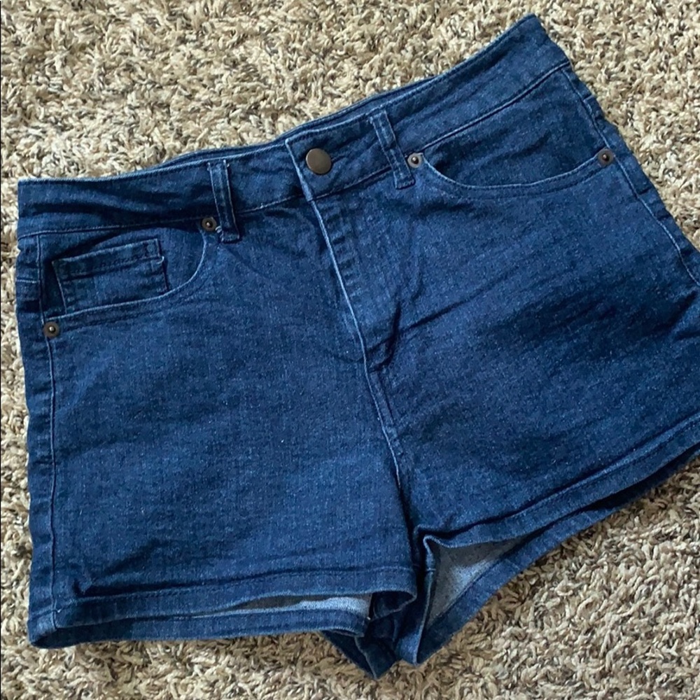 High-wasted forever 21 shorts
